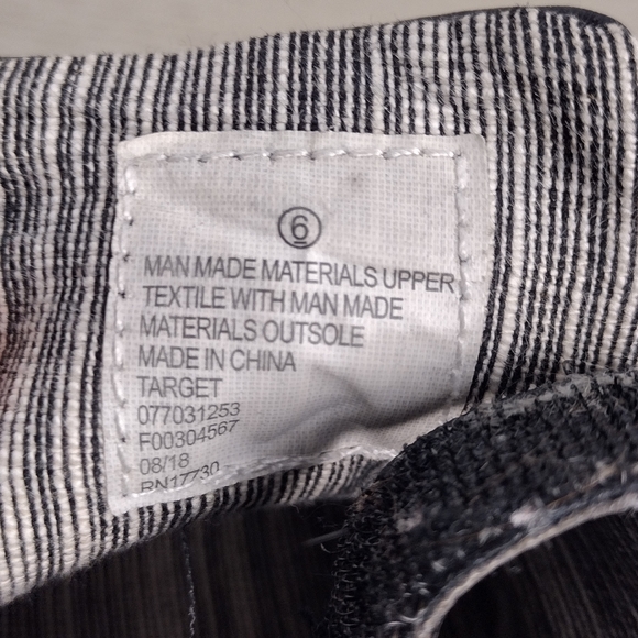 Cat & Jack Velcro Sneakers - Picture 4 of 5